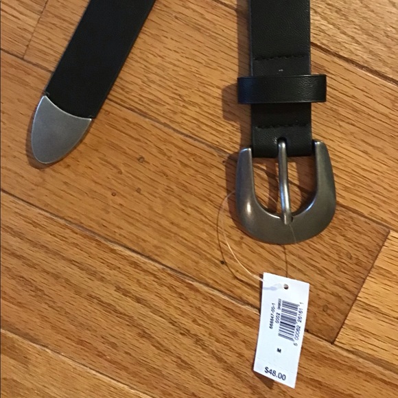 NWT BANANA REPUBLIC 1” WIDE BELT SILVER W TARNISHED HARDWARE - SOFT & FLEXIBLE - Picture 5 of 6